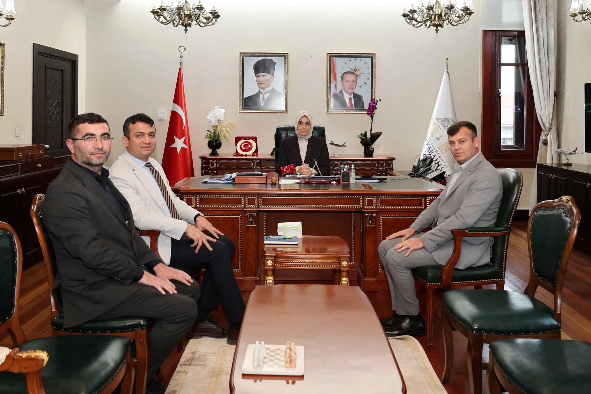 Vali Yiğitbaşı'ndan Gebeceler Heyetine Kabul