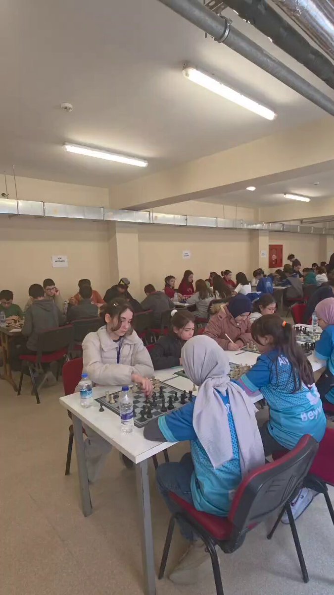 Okul Sporları Satranç Müsabakaları Afyonkarahisar'da Başladı