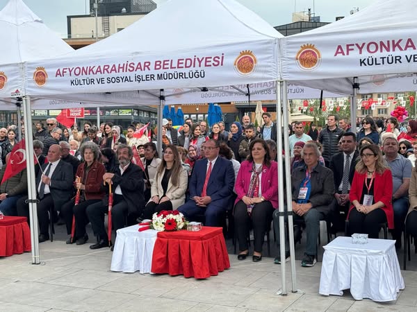 Afyonkarahisar'da Sanatla Tanıtım Şöleni Başladı!