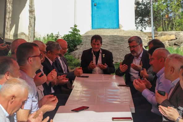Şehit Uzman Çavuş Özen'e Veda: Milletvekilinden Taziye Ziyareti