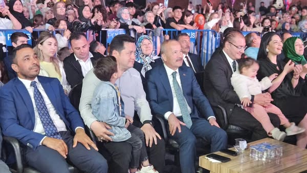 Afyonkarahisar'da Hıdırellez Coşkusu: Dilekler Göğe Yükseldi