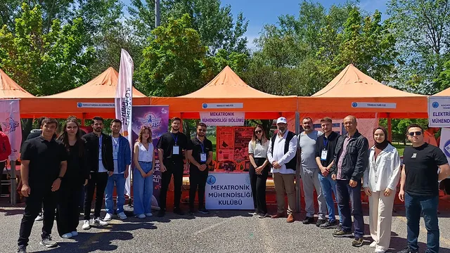 AKÜFEST'25 Başladı: Afyon Kocatepe Üniversitesi'nde Robotik ve Teknoloji Şenliği Başladı