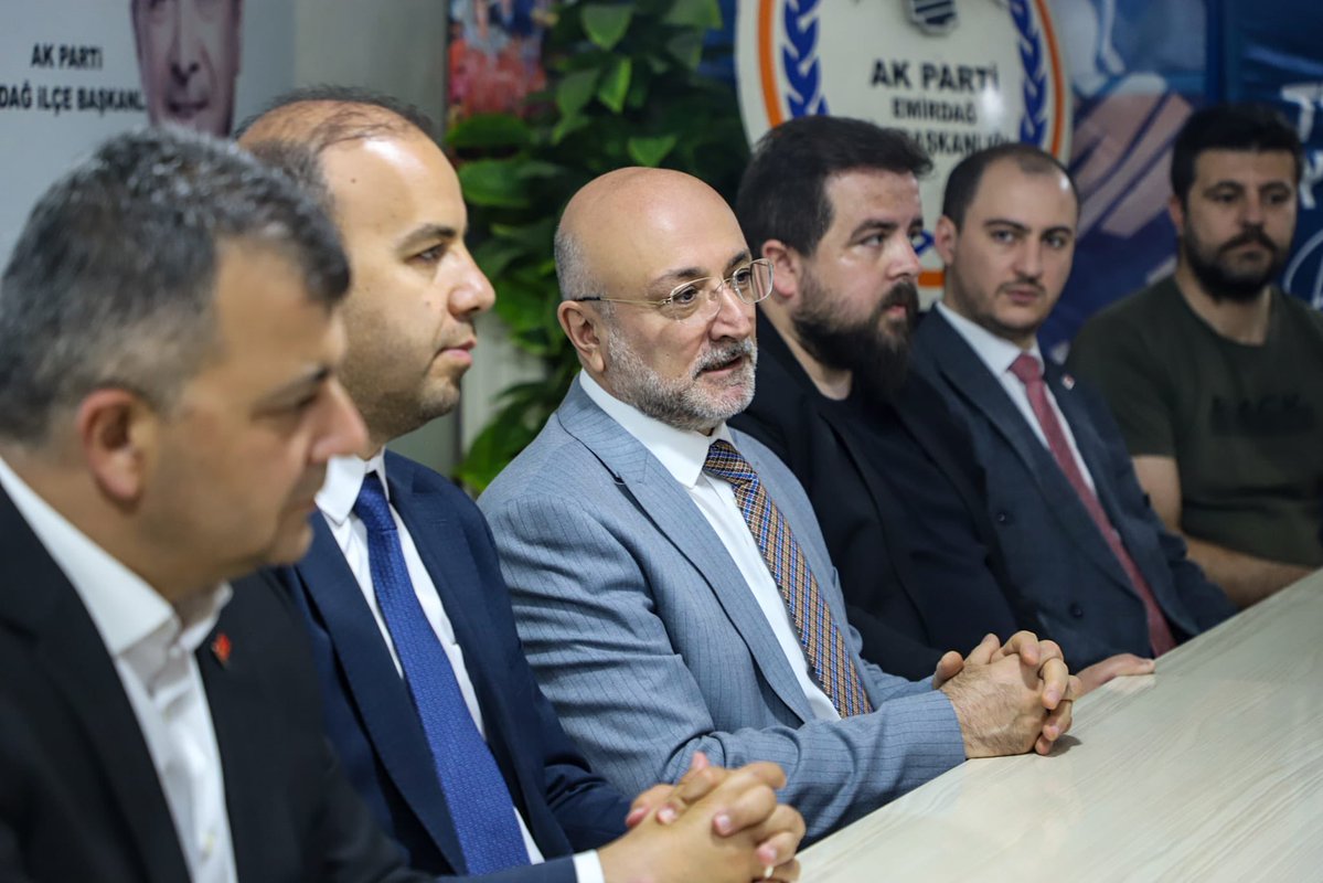 Afyonkarahisar AK Parti'de İstişare Toplantısı: Emirdağ Teşkilatı ile Görüşme