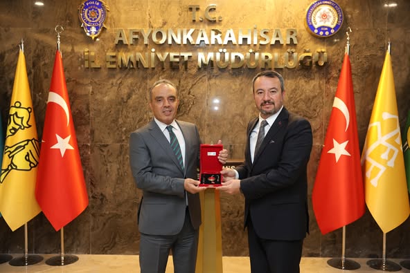 Sandıklı Belediye Başkanı Öztaş'tan Emniyet Müdürü Erol'a Hayırlı Olsun Ziyareti