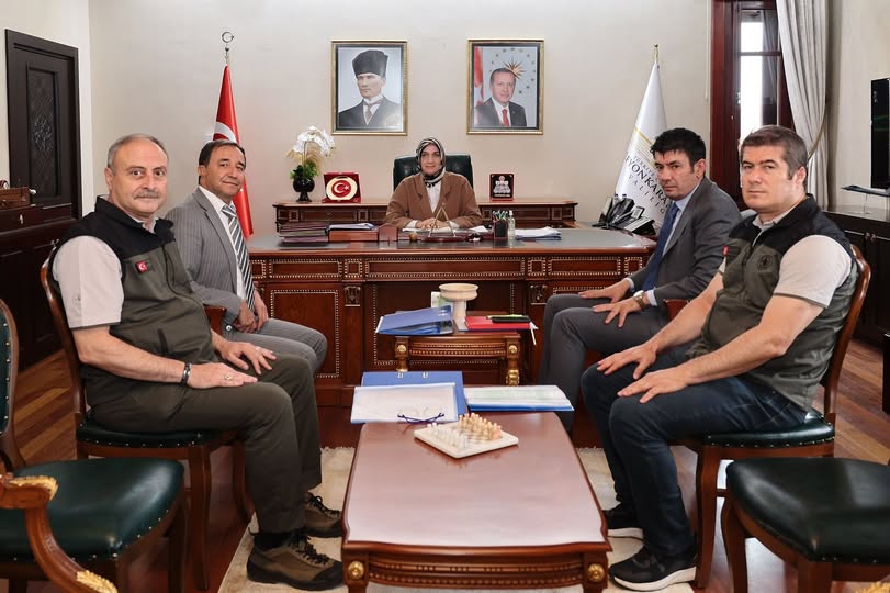 Afyonkarahisar Valisi Yiğitbaşı, Orman Bölge Müdürü'nü Kabul Etti