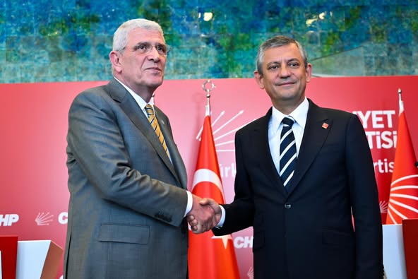 İYİ Partili Olgun, CHP Genel Başkanı Özel'i Ziyaret Etti