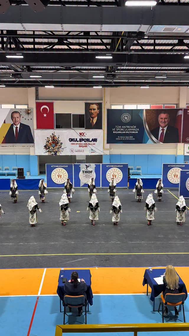 Afyonkarahisar'da Kulüpler Arası Halk Oyunları Müsabakaları Sonuçlandı