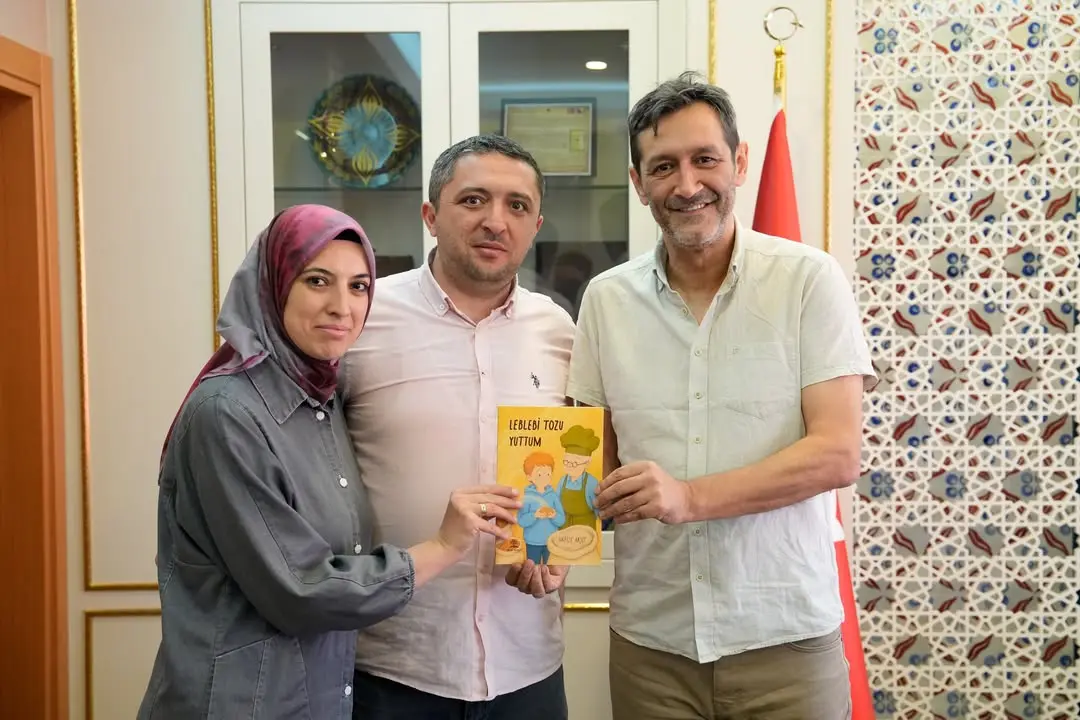 Tavşanlı Belediye Başkanı'na Kitap Tanıtımı Yapıldı