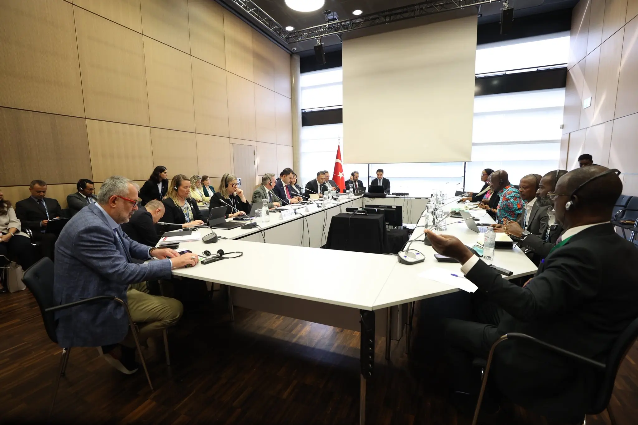 Murat Kurum, Bonn'da Afrika İklim Grubu ile buluştu