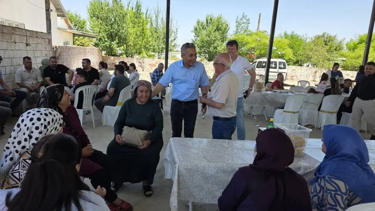 Çal'da Mevlit Yemeğine Katılım Sağlandı