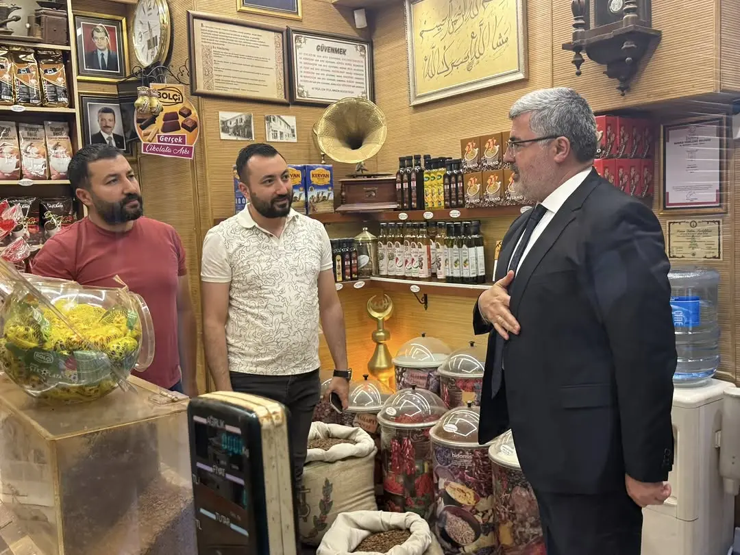 Afyonkarahisar'da esnaflara destek ziyareti
