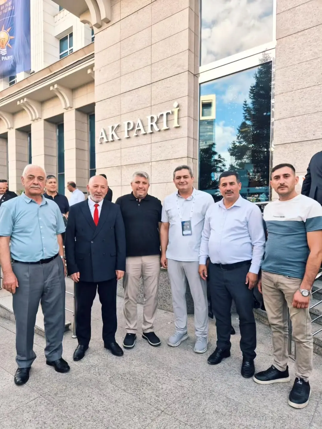 AK Parti'nin 25. Kuruluş Yıl Dönümü Özel Mitingi için Ankara'da Hazırlıklar Devam Ediyor