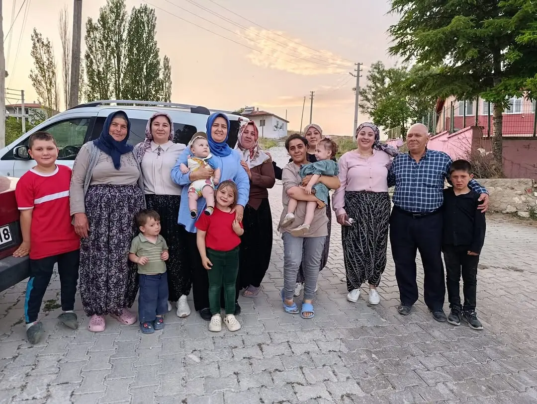 Kadın Kolları Köy Ziyaretleri Gerçekleştirdi