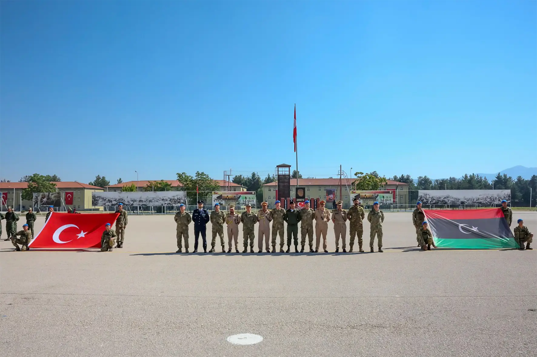 Libya'da Commando Temel Eğitimi Tamamlandı
