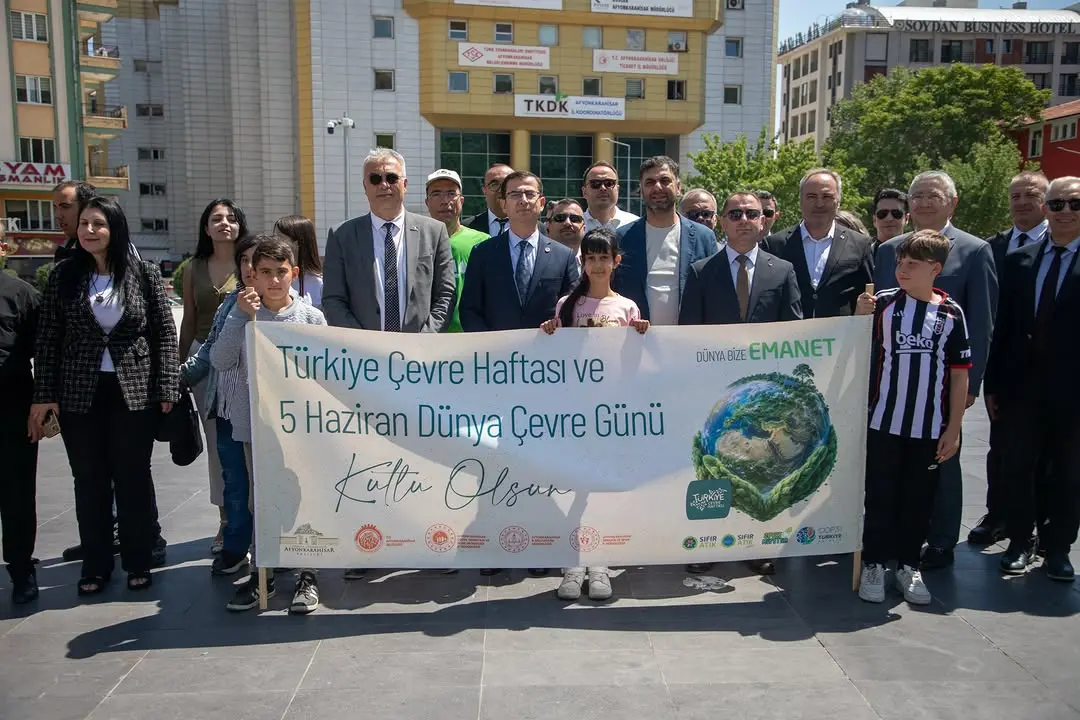 Dünya Çevre Günü'nde farkındalık yürüyüşü yapıldı