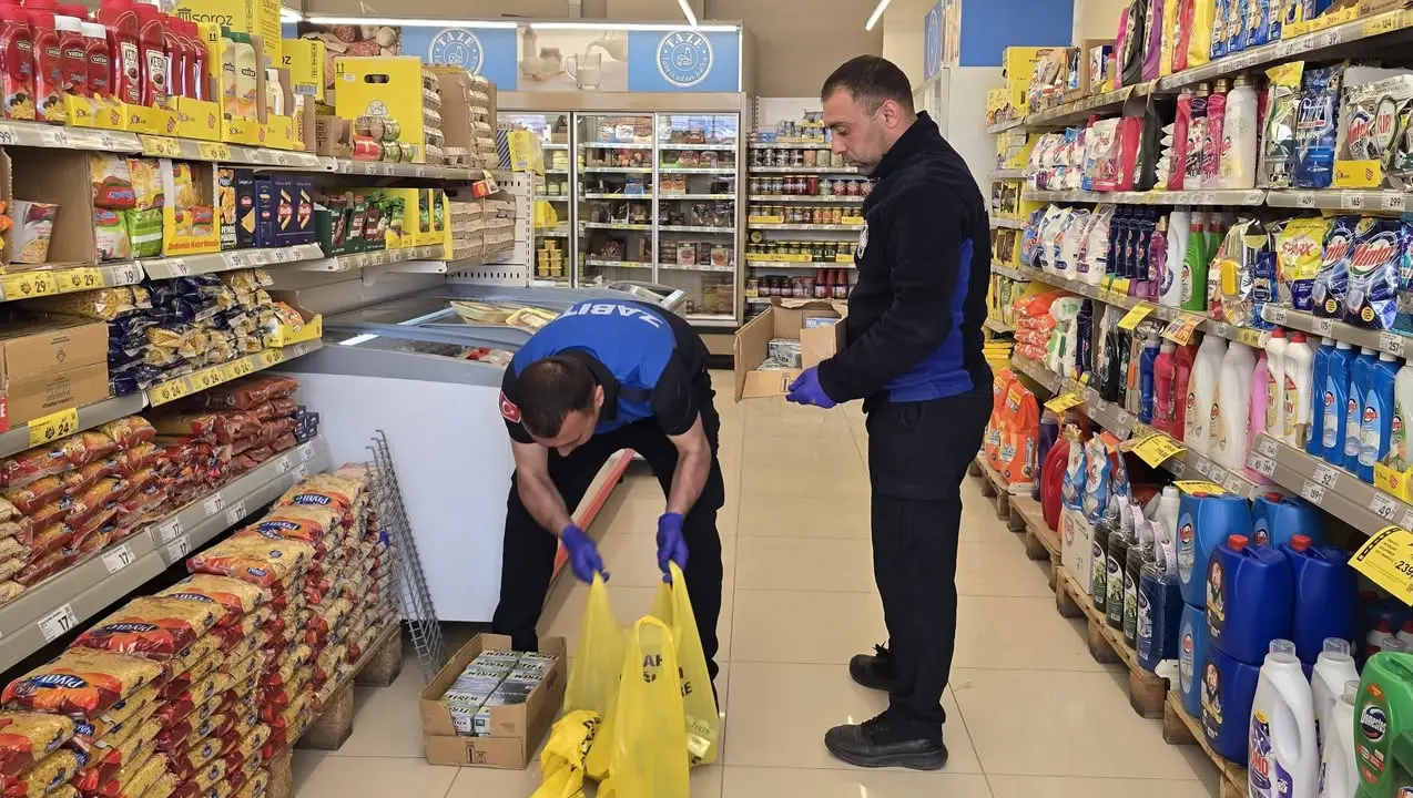 Bolvadin'de Marketlerde Denetim Yapıldı