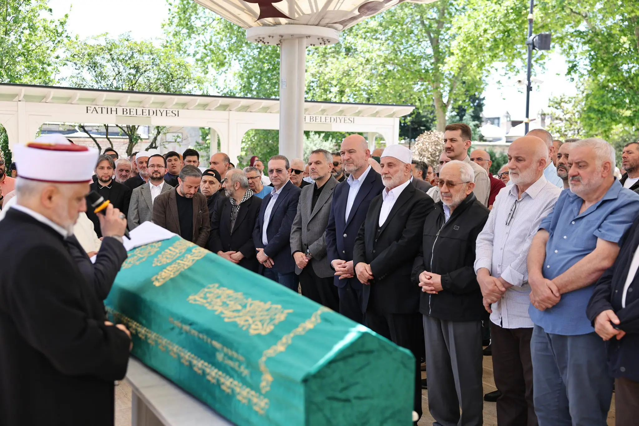 Hacı Remziye Ayılmaz, Fatih Camii'nden uğurlandı