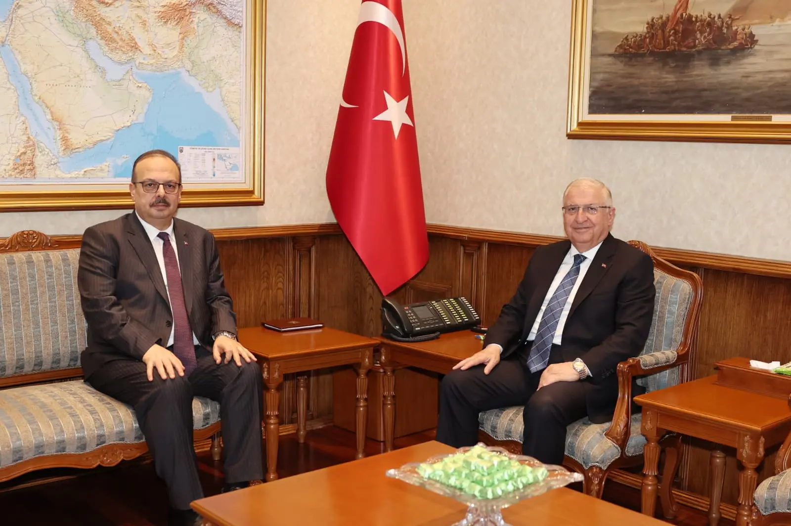 Milli Savunma Bakanı Güler, Ankara Valisi Canbolat'ı ağırladı