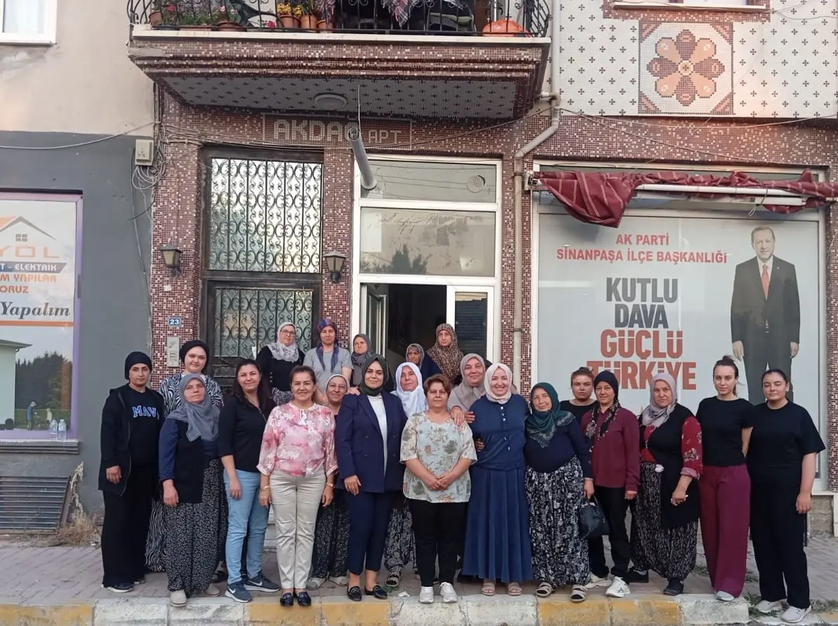 Sinanpaşa Kadın Kolları toplantısı gerçekleştirildi