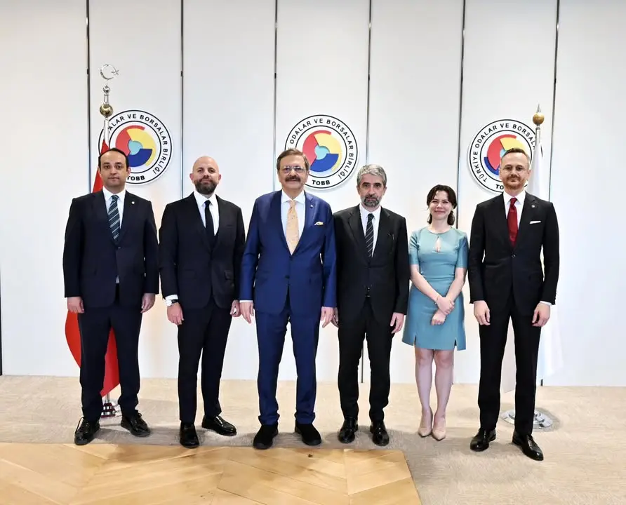 TÜSİAD Yönetim Kurulu Başkanı Ozan Diren, Başkan Yardımcısı İzzet Özilhan’ı Birliğimizde Ağırladı