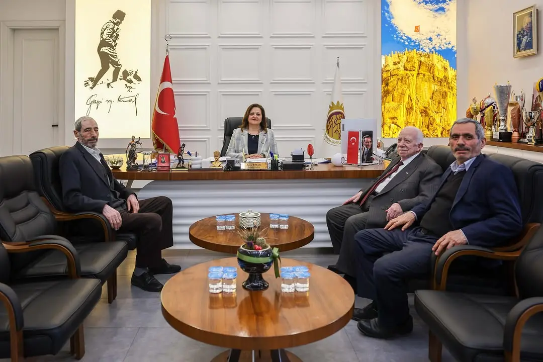 Toptancı Hali Başkanı Ali Çiloğlu, Yönetim Kurulu Üyeleri İle Görüştü