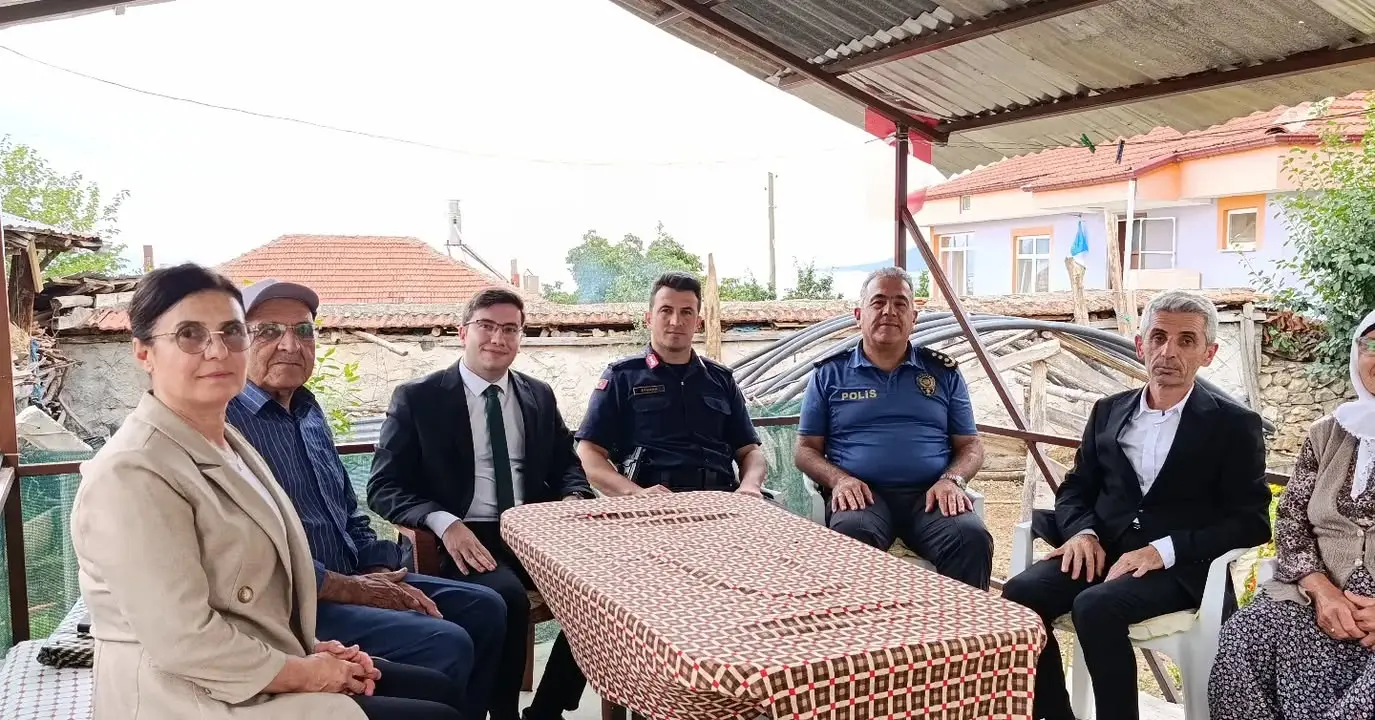 Kaymakam Yasin Uzuner, gaziyi ziyaret etti