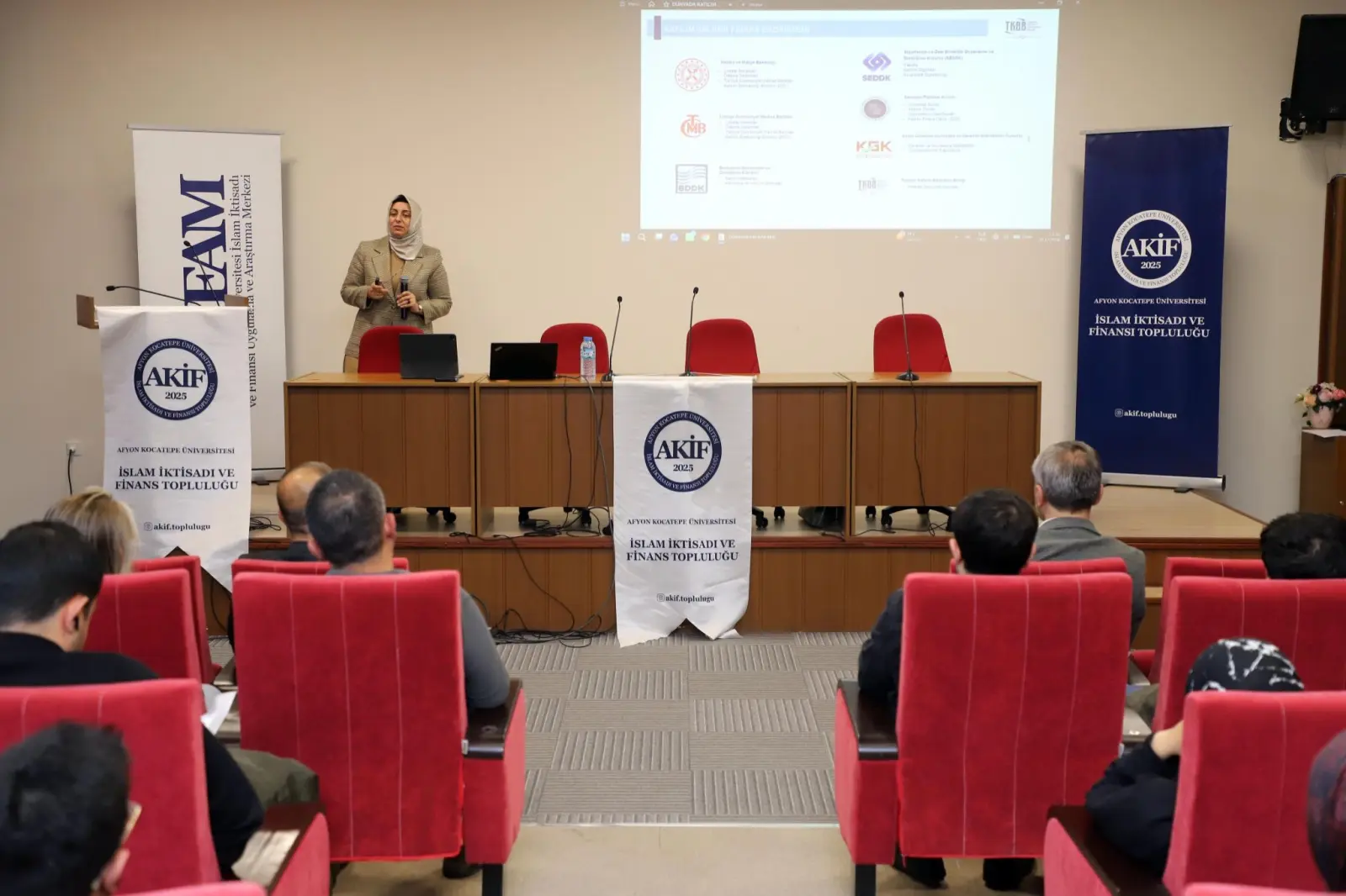 Katılım Finansı AKÜ’de Tartışıldı