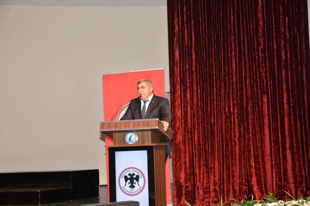 Halk Oyunları Şenliği Coşkusu