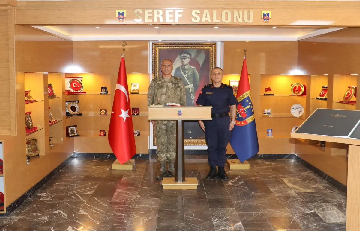 Tuğgeneral Merdin Kışkan'dan Jandarma Komutanına Ziyaret