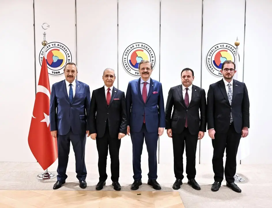 Şanlıurfa Milletvekili Abdürrahim Dusak ile İş Dünyası Temsilcileri TOBB Başkanı Mustafa Rifat Hisarcıklıoğlu'nu Ziyaret Etti