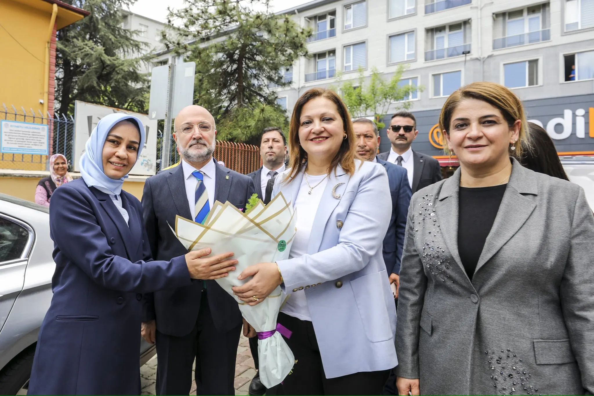 AK Parti Afyonkarahisar'da toplantı gerçekleştirildi