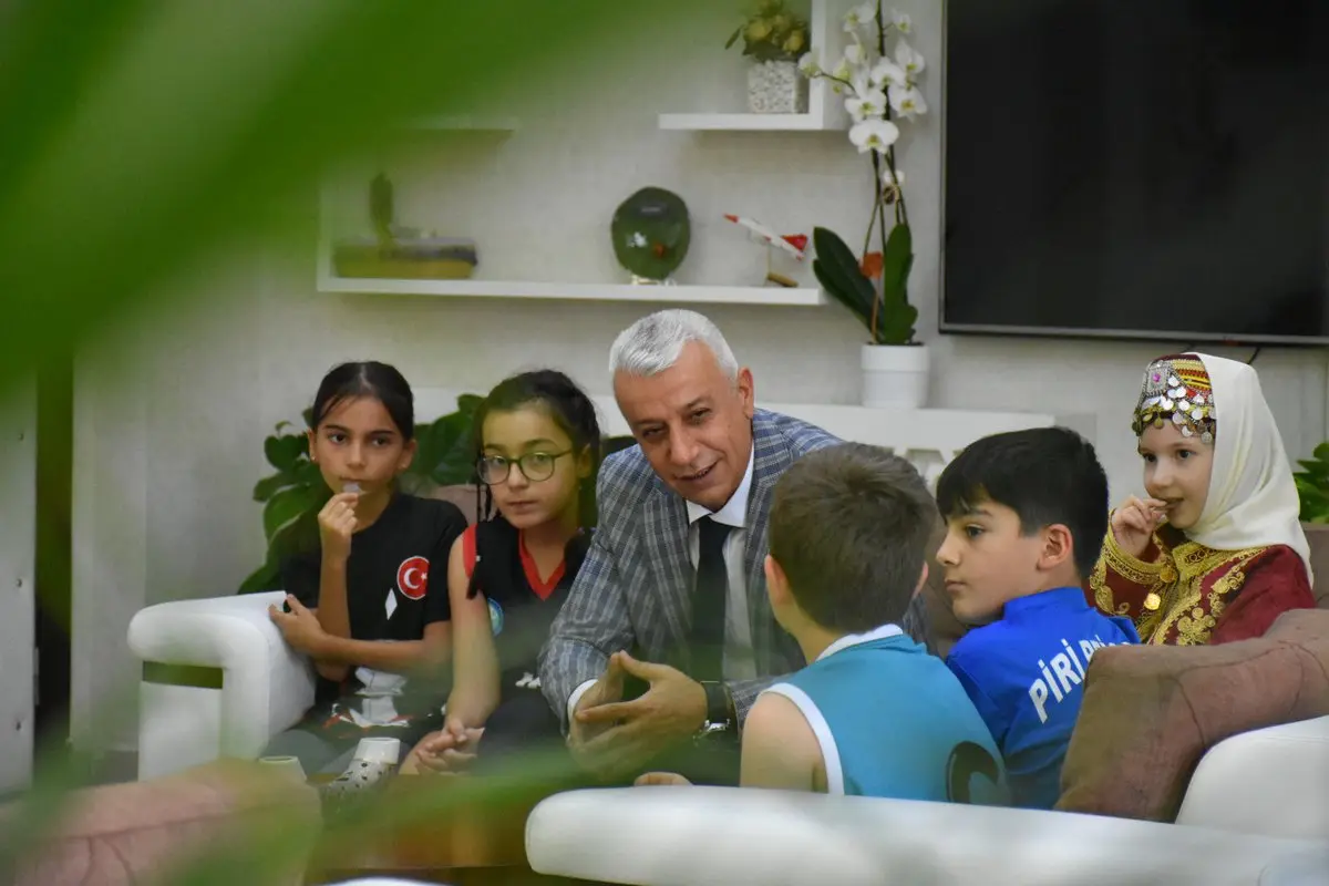 Piri Reis İlkokulu'ndan Spor Başarısı Ziyareti