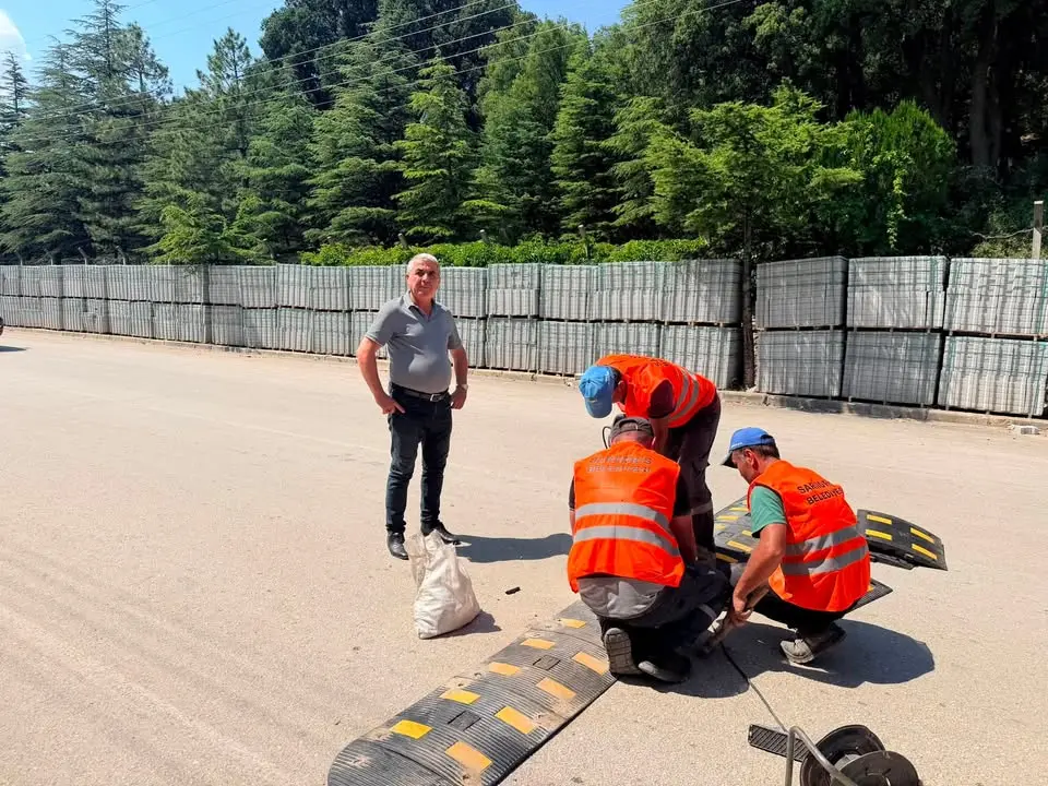 Sarıidris Belediyesi, yaya güvenliğini artırıyor