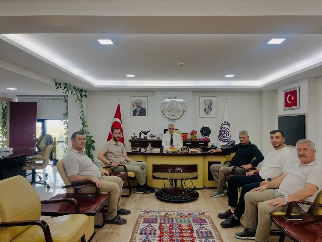 AK Parti Afyonkarahisar Milletvekili Ali Özkaya'nın Danışmanı, Afyonkarahisar Esnaf ve Sanatkarlar Odaları Birliği Başkanı'na Ziyarette Bulundu