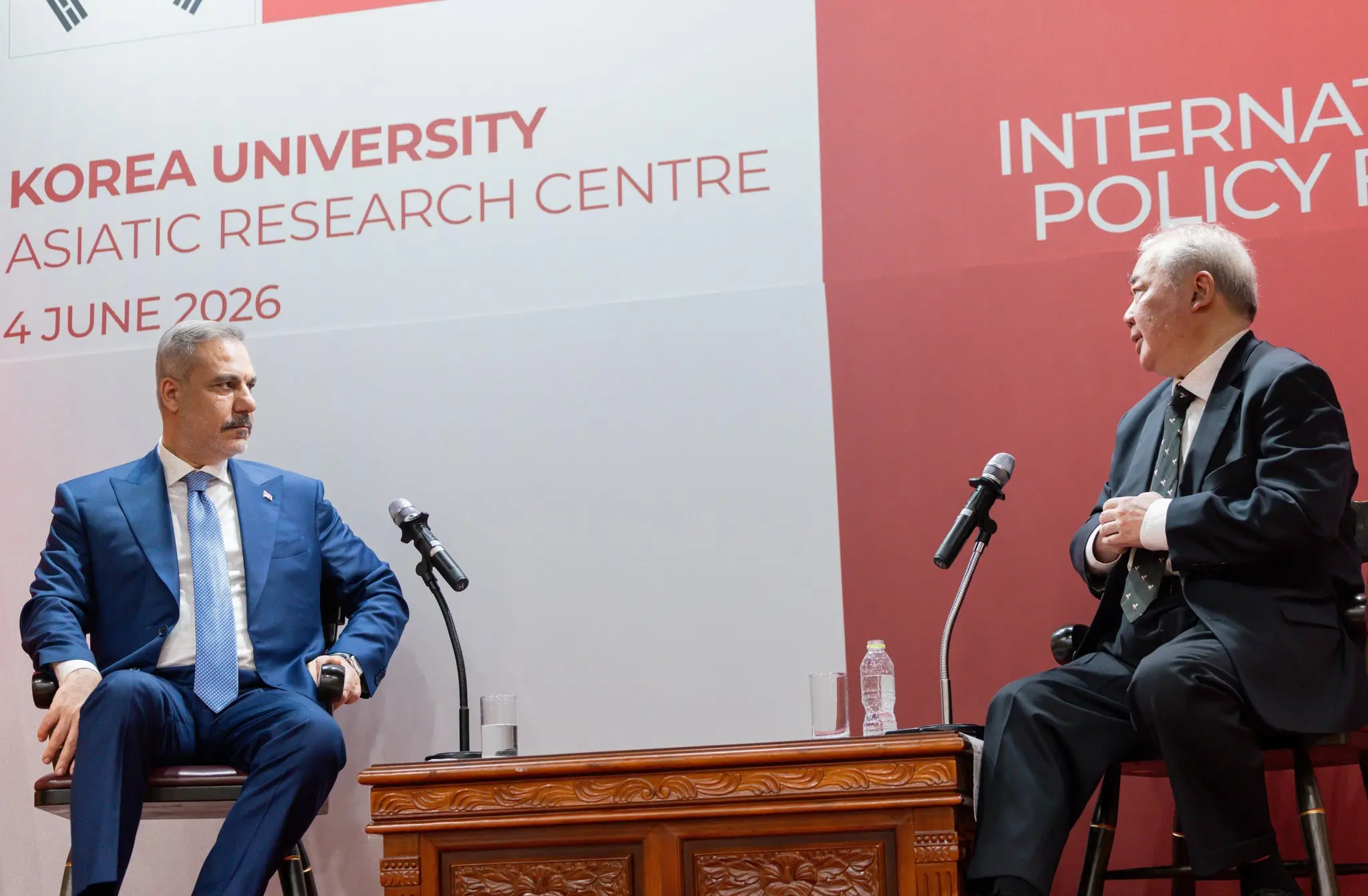Hakan Fidan, Seul'deki Uluslararası Politik Forum'a Katıldı