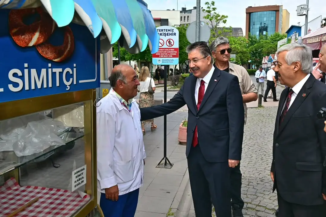 Vali Yılmaz Esnafı Ziyaret Etti