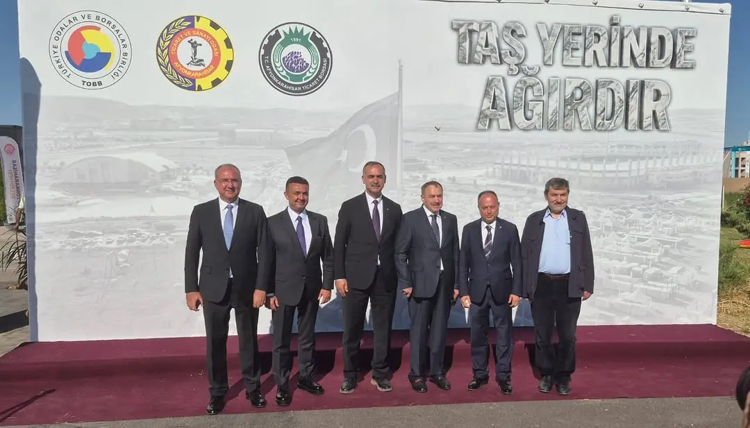 Veysel Eroğlu, Mermer Fuarı'nı Ziyaret Etti