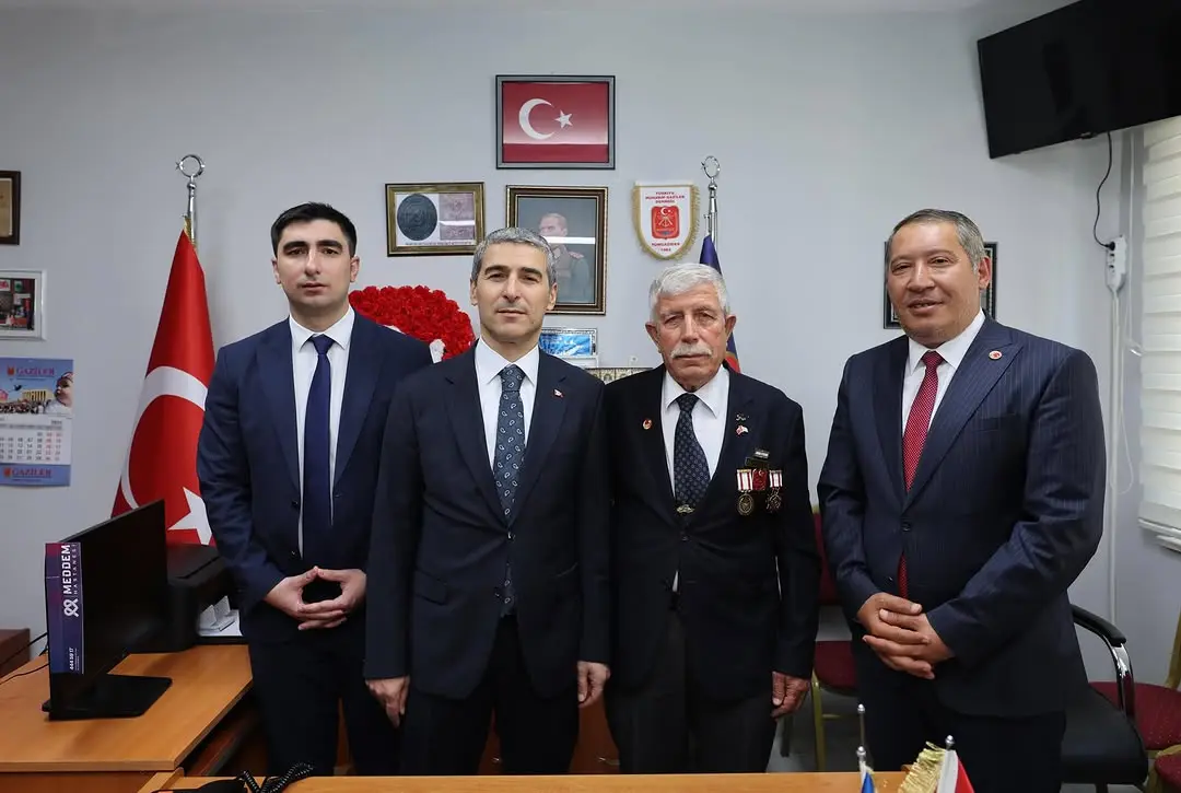Vali Aktaş, gazilerle buluştu