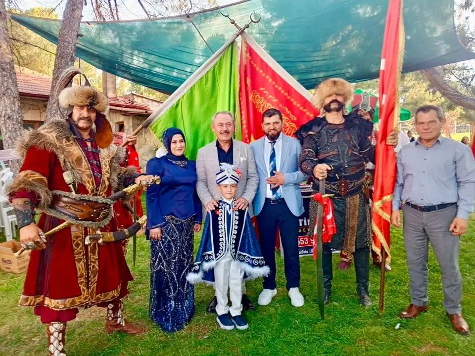 Şahin Tin, Abdulhalim'in sünnet merasimine katıldı