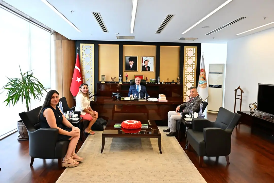 Vali Köşger, Eğitim Sendikası Temsilcilerini Ağırladı