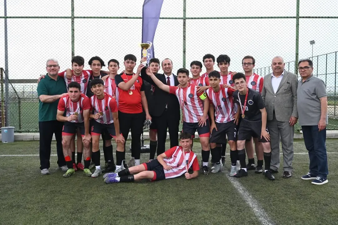 Uşak'ta İmam Hatip Okulları Spor Oyunları Finali
