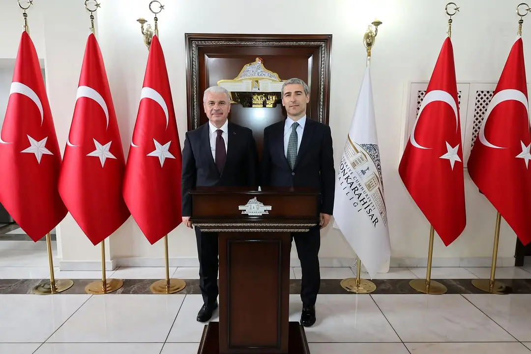 Konya Valisi, Afyonkarahisar Valisi'ni ziyaret etti