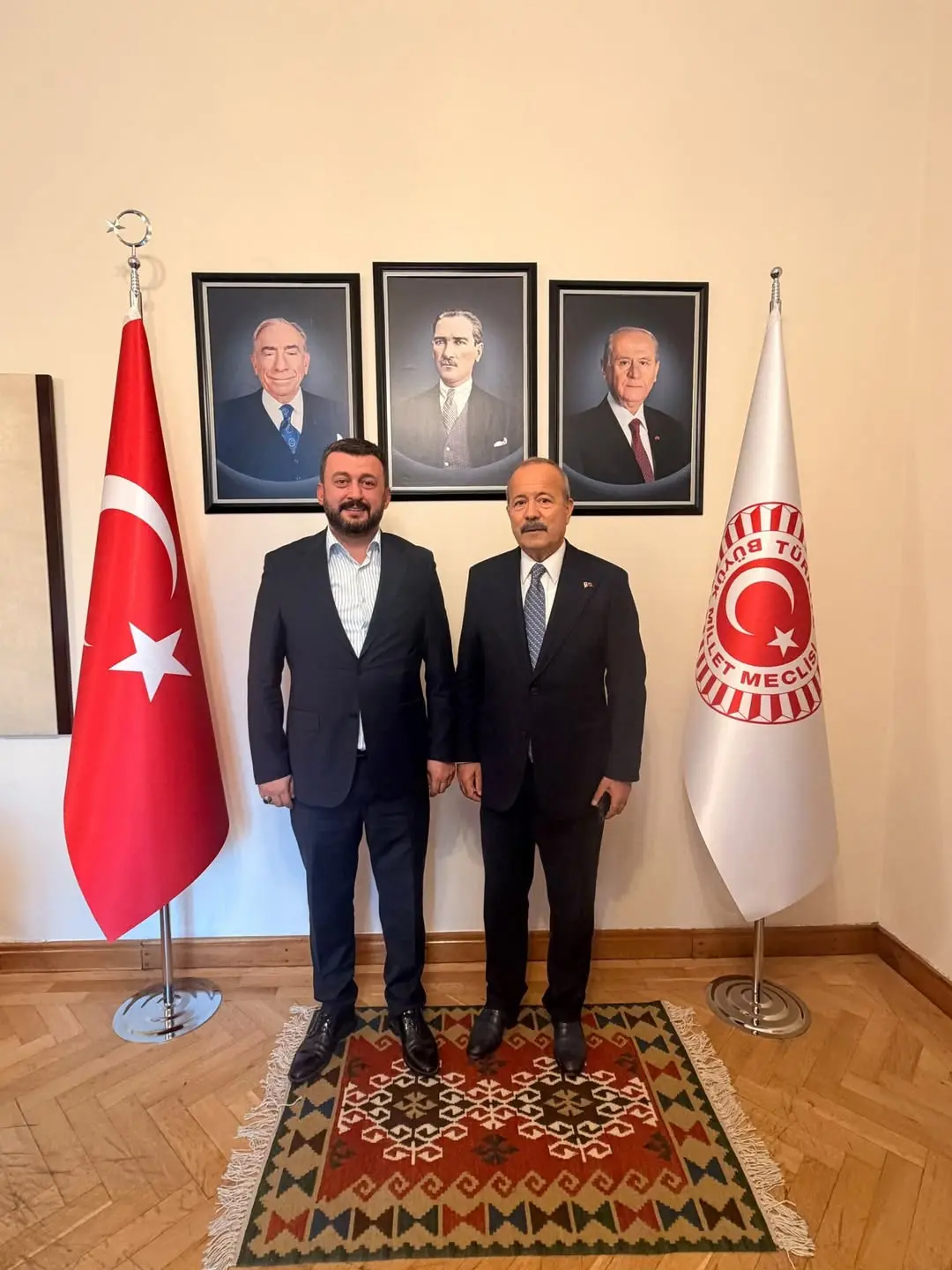 Mhp Afyonkarahisar Milletvekili Mehmet Taytak'tan İş İnsanı Alper Tuna'ya Teşekkür