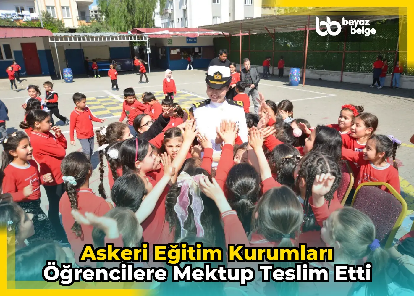 Askeri eğitim kurumları öğrencilere mektup teslim etti