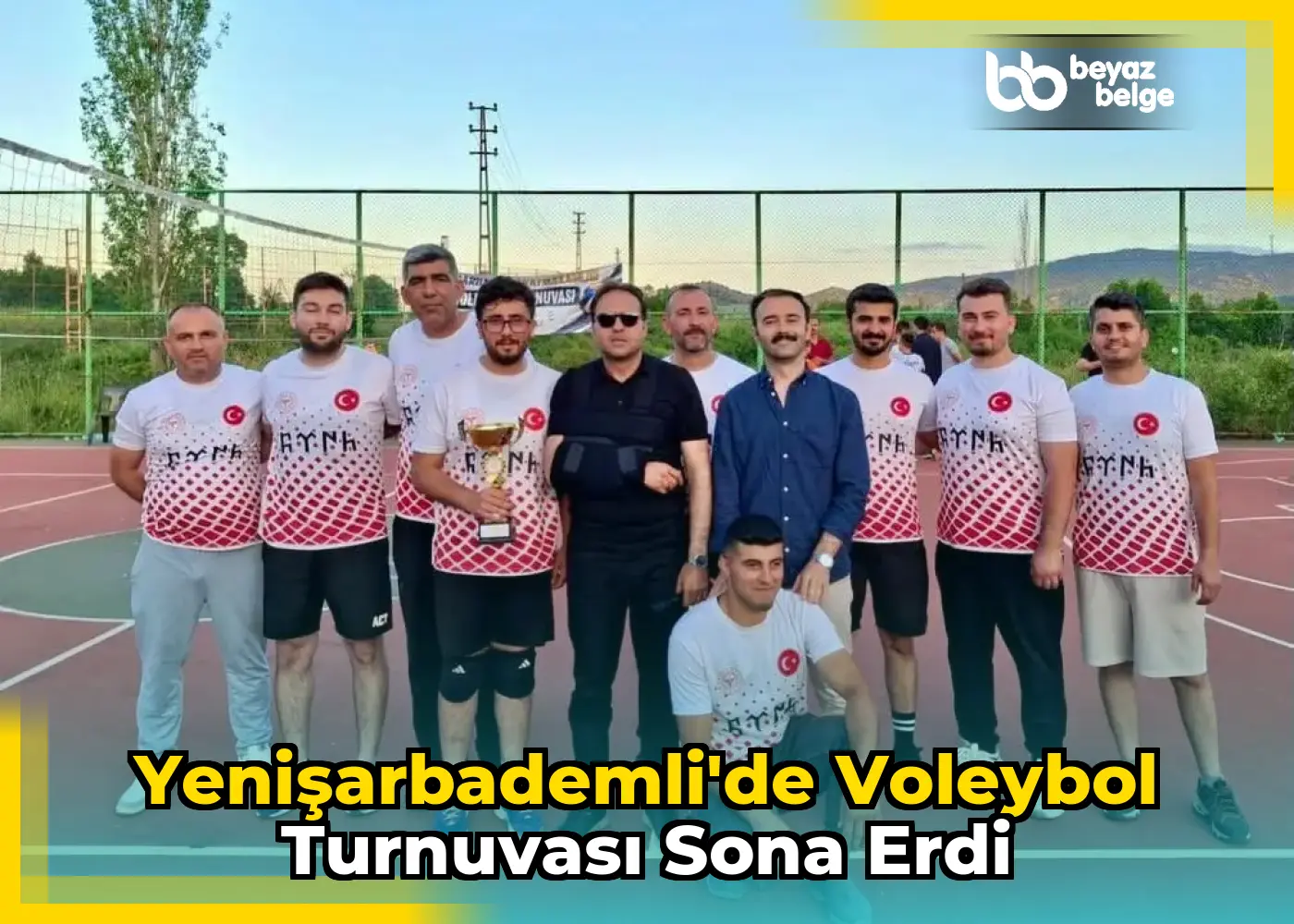 Yenişarbademli'de Voleybol Turnuvası Sona Erdi