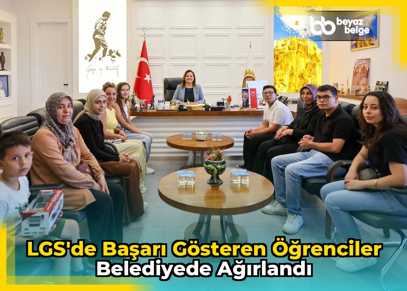 LGS'de başarı gösteren öğrenciler belediyede ağırlandı