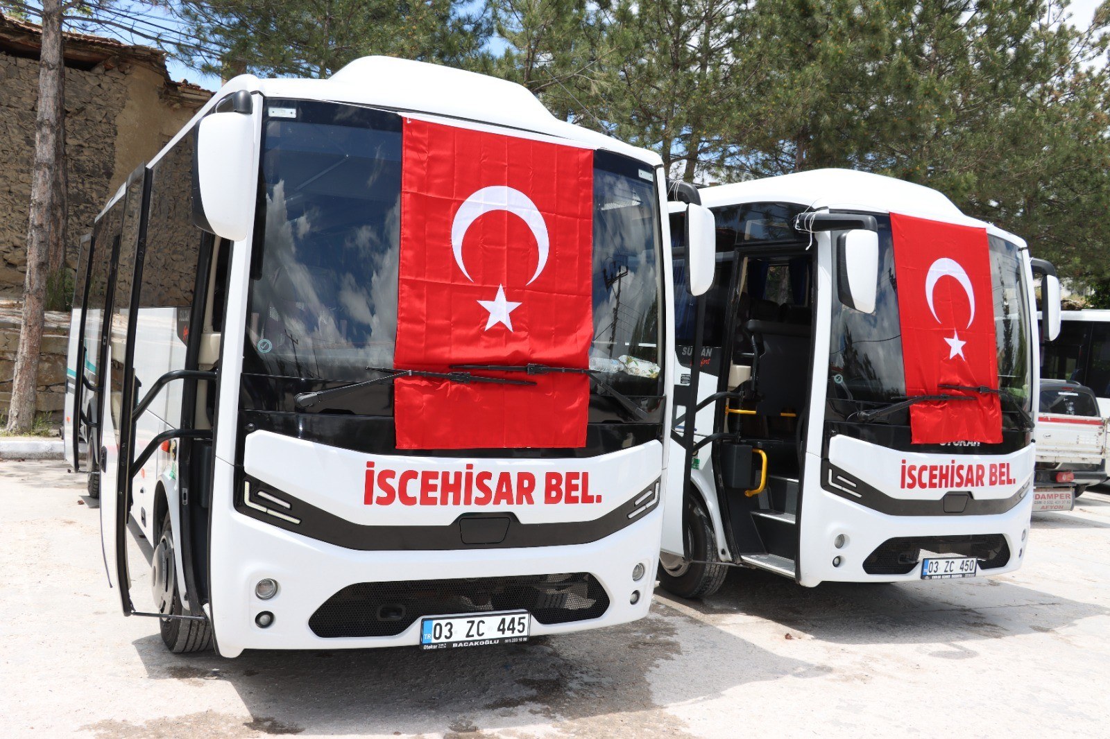 İscehisar Belediyesi Toplu Taşıma Filosunu Güçlendirdi