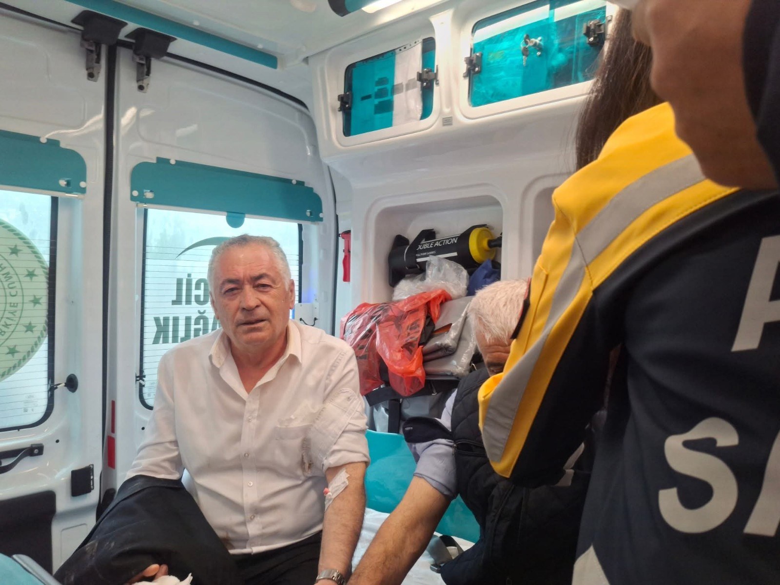 CHP İl Başkanlığı'na Polis Müdahalesi